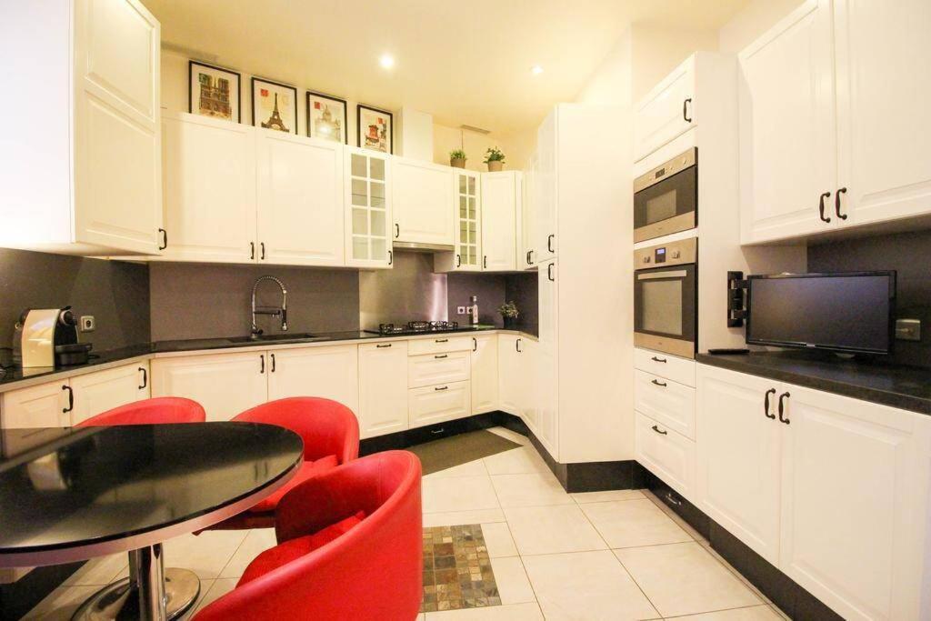 Grand Appartement Pour 4 Personnes/ Cours Lieutaud Marsilia Exterior foto